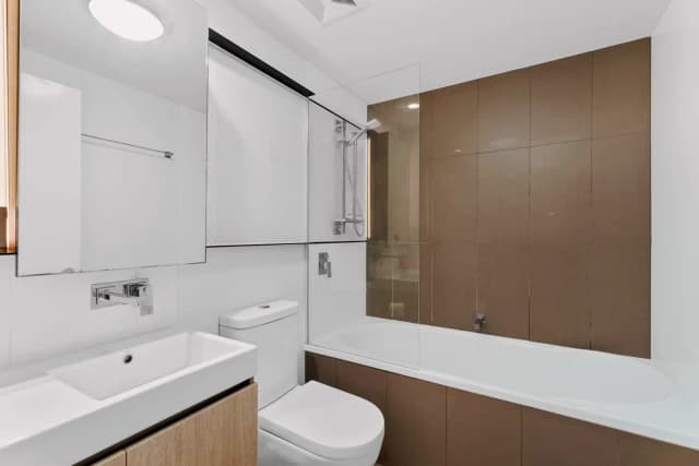2Bedrooms, 2Bathrooms