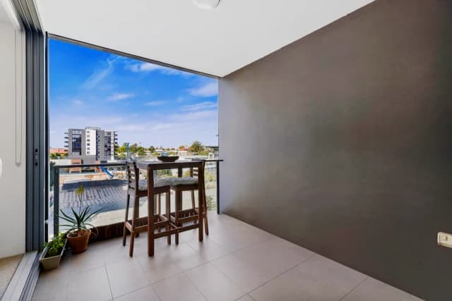 1Bedrooms, 1Bathrooms