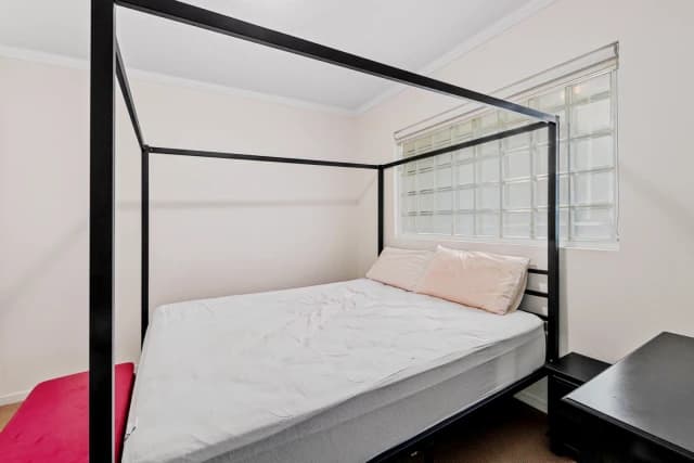 2Bedrooms, 2Bathrooms