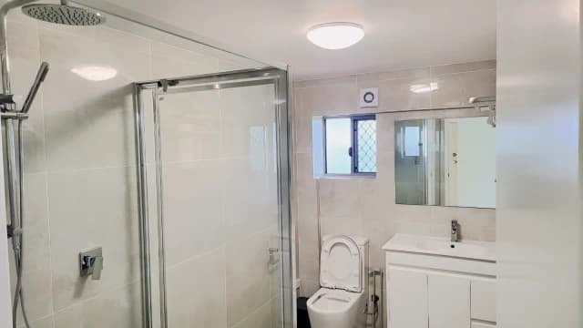 2 bed 1.5 bath