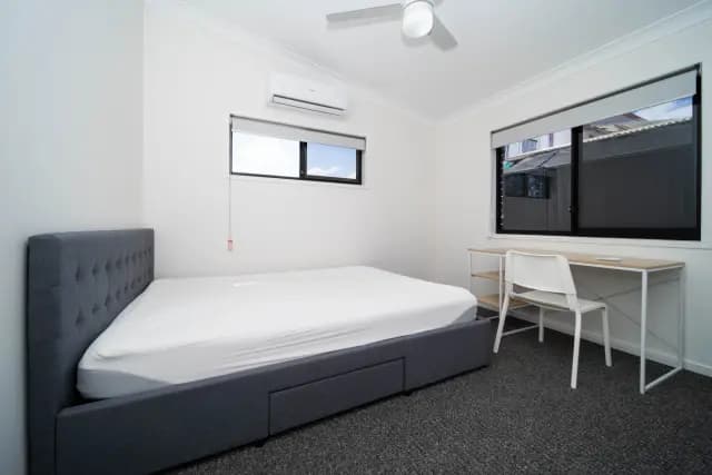 2 bed 1.5 bath