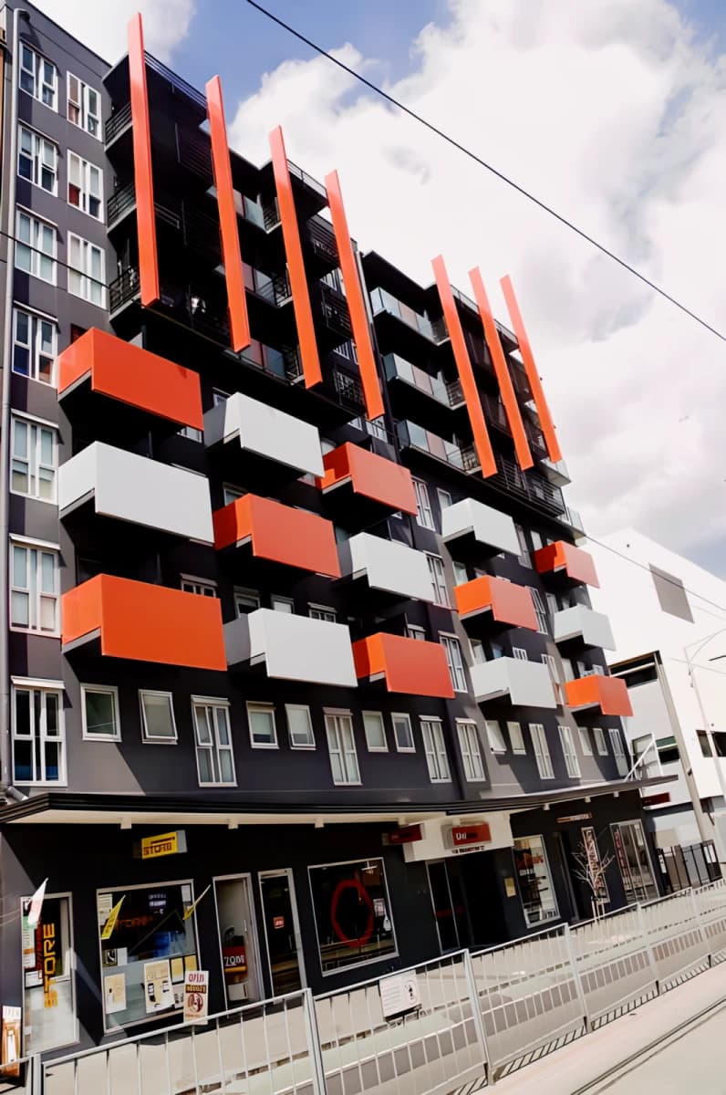 Student Living - 740 Swanston image 3