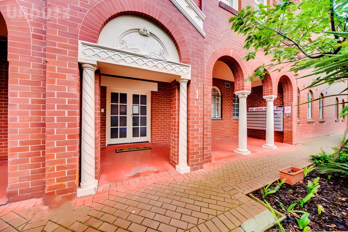 1-5 Donald Street