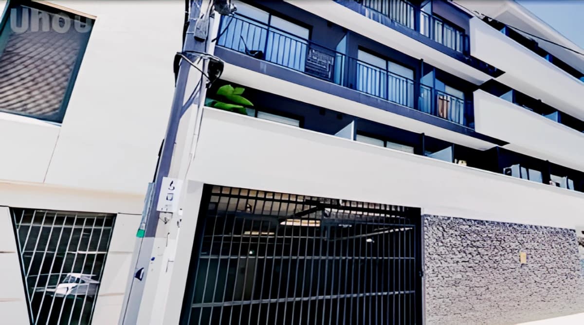17 Macquarie Street image 2