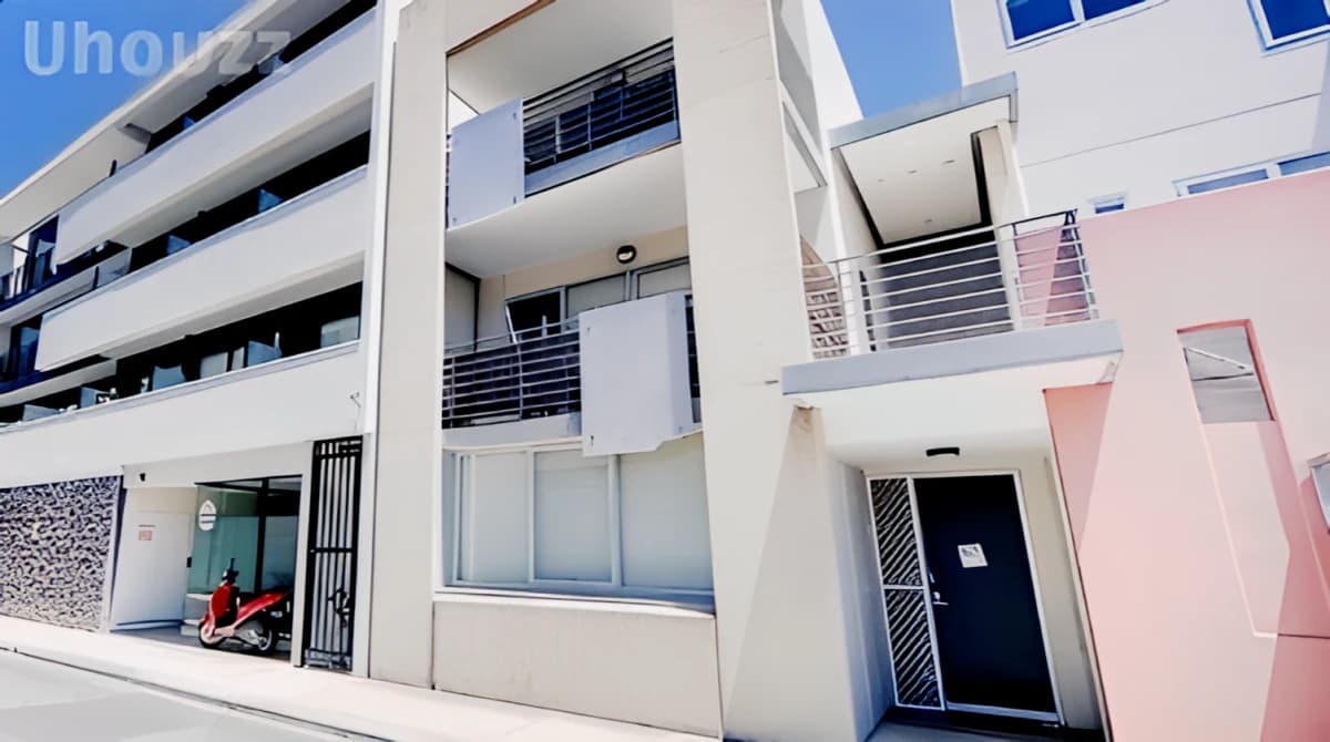 17 Macquarie Street image 3