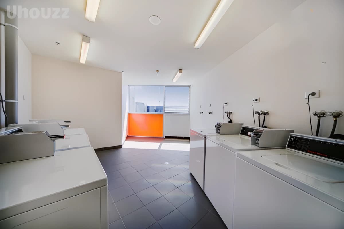 903 Dandenong Road image