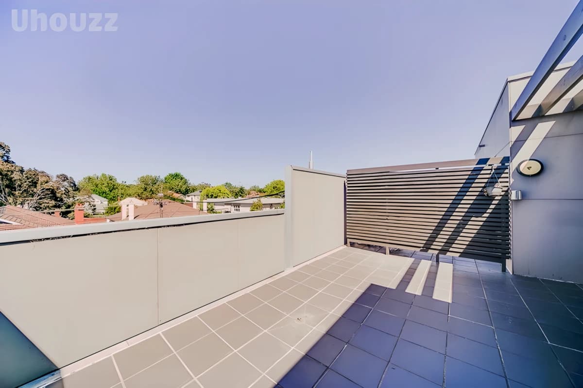 Outdoor Features