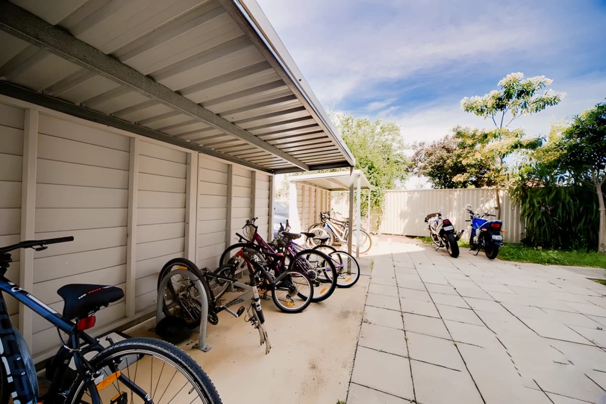 Outdoor Features
