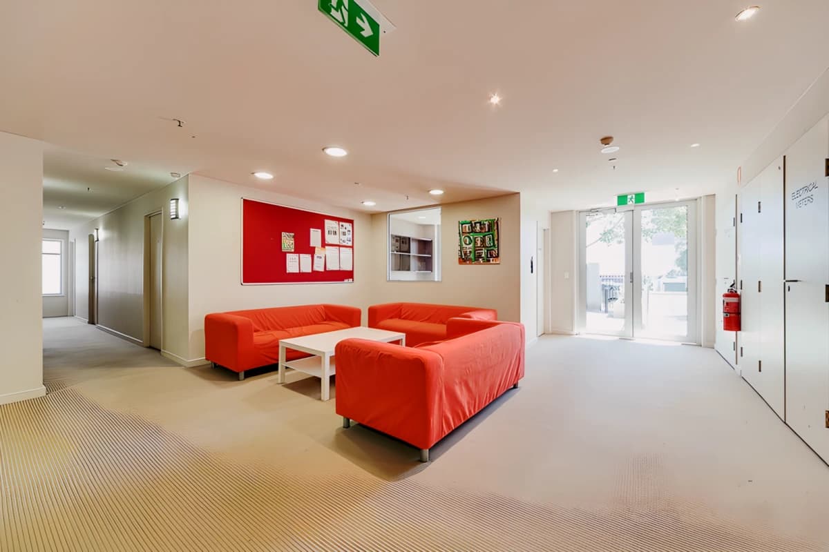 390 Burwood Highway image