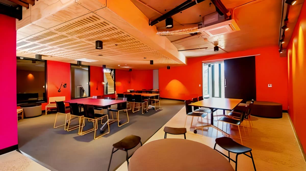 UniLodge @ RMIT Bundoora - Walert House image