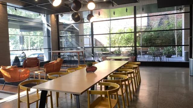 Iglu Melbourne City Student Accommodation image