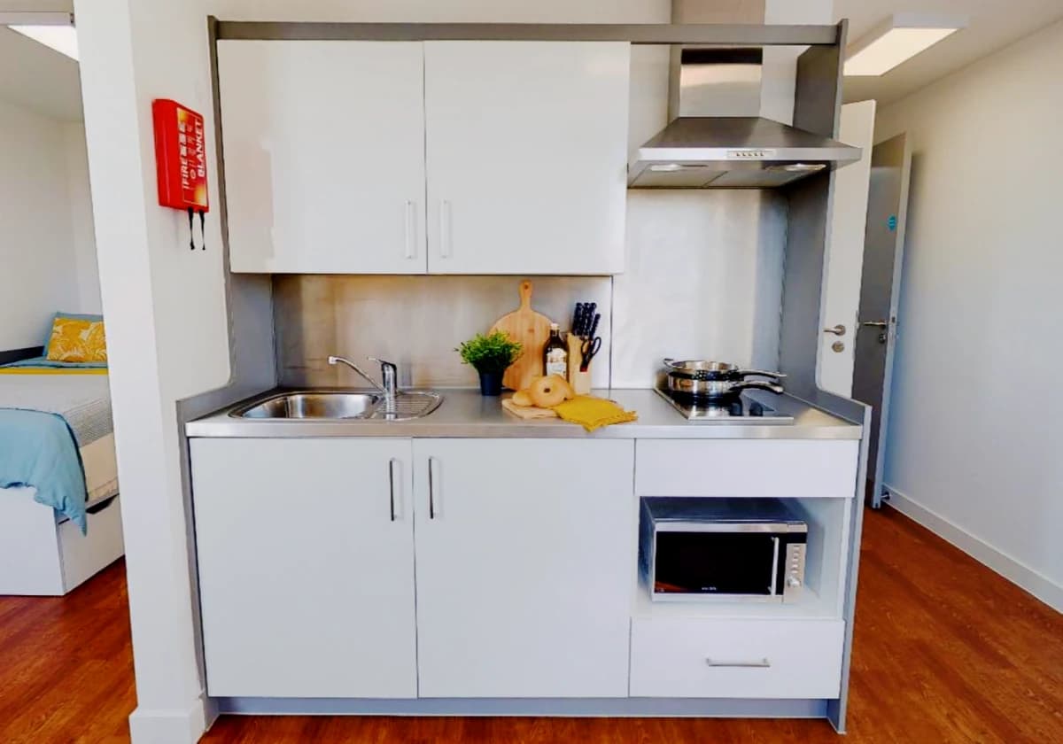 iQ Haywood House image