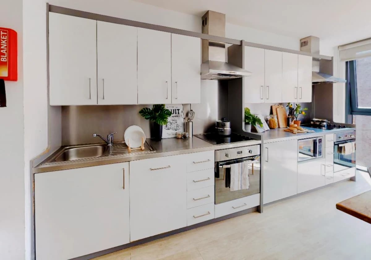 iQ Haywood House image