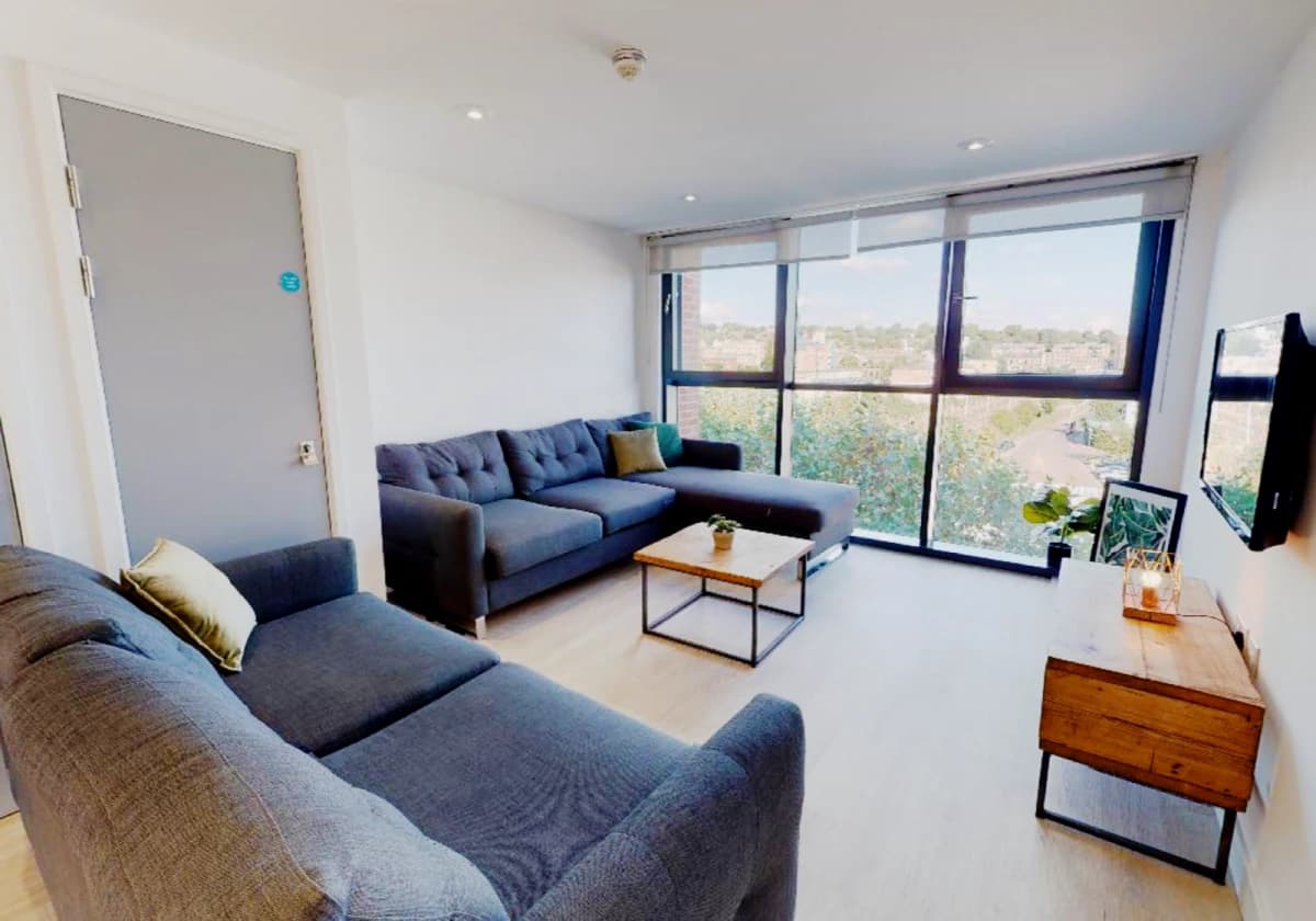 iQ Haywood House image