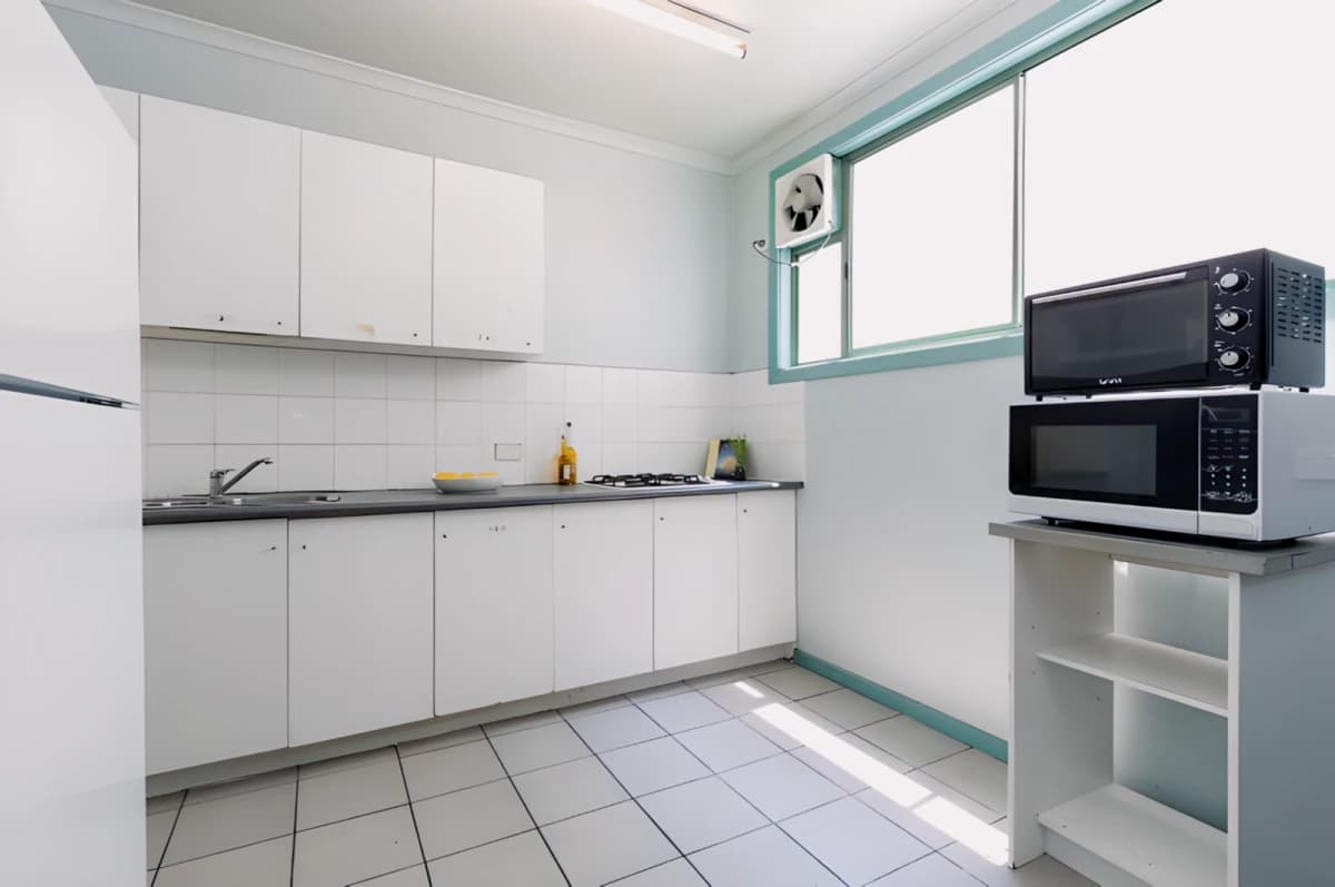 Bouverie Residence image