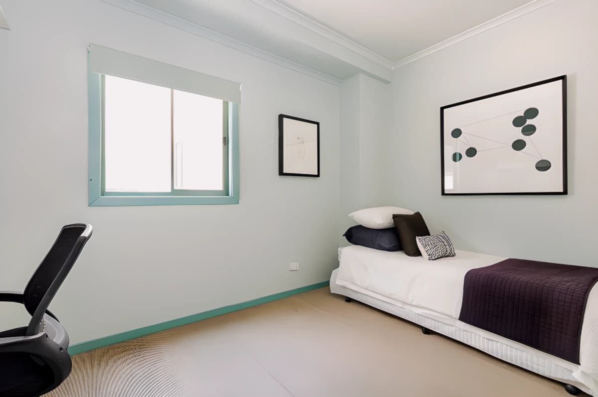 Bouverie Residence image