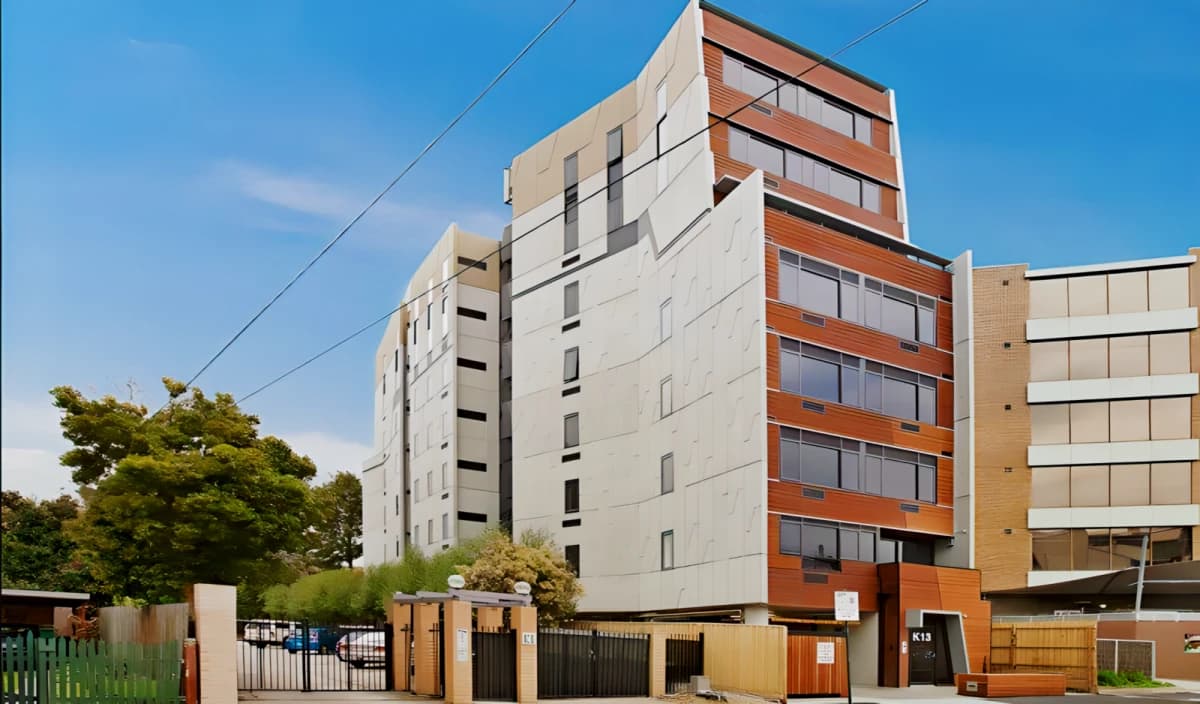 Student Living on Raleigh image 2