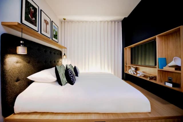 1 Bedroom 1 Bathroom