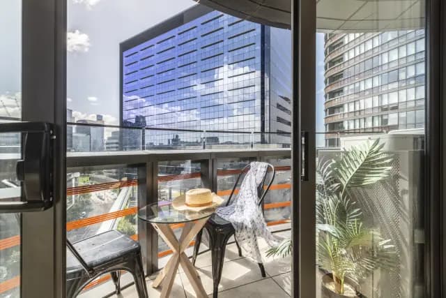Docklands Collins image