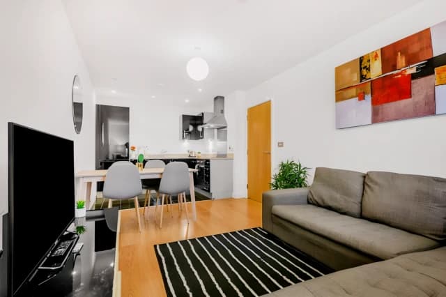 2 Bedroom Apartment