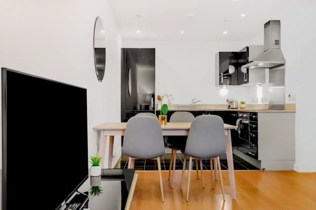 2 Bedroom Apartment