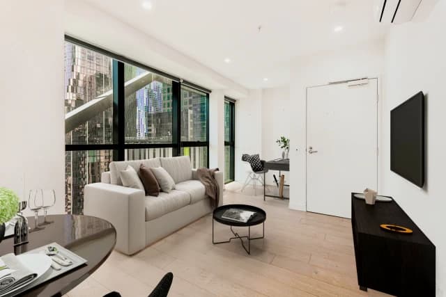 2701/327 La Trobe Street,Melbourne,Victoria 3000