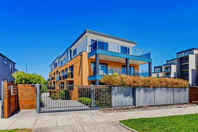 7/1260 Glenhuntly Road, ,Carnegie,Victoria 3163