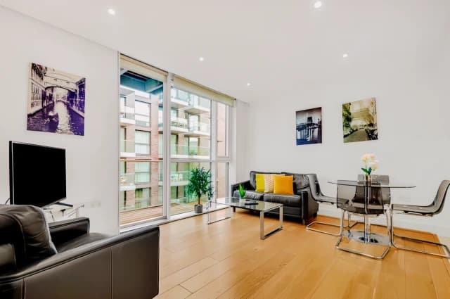 1 Bedroom Apartment