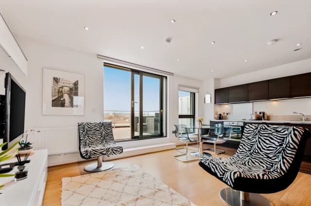 2 Bedroom Apartment