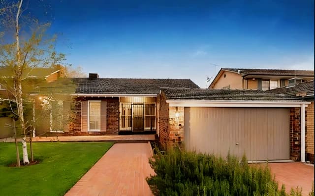 10 Birralee Street, Mount Waverley