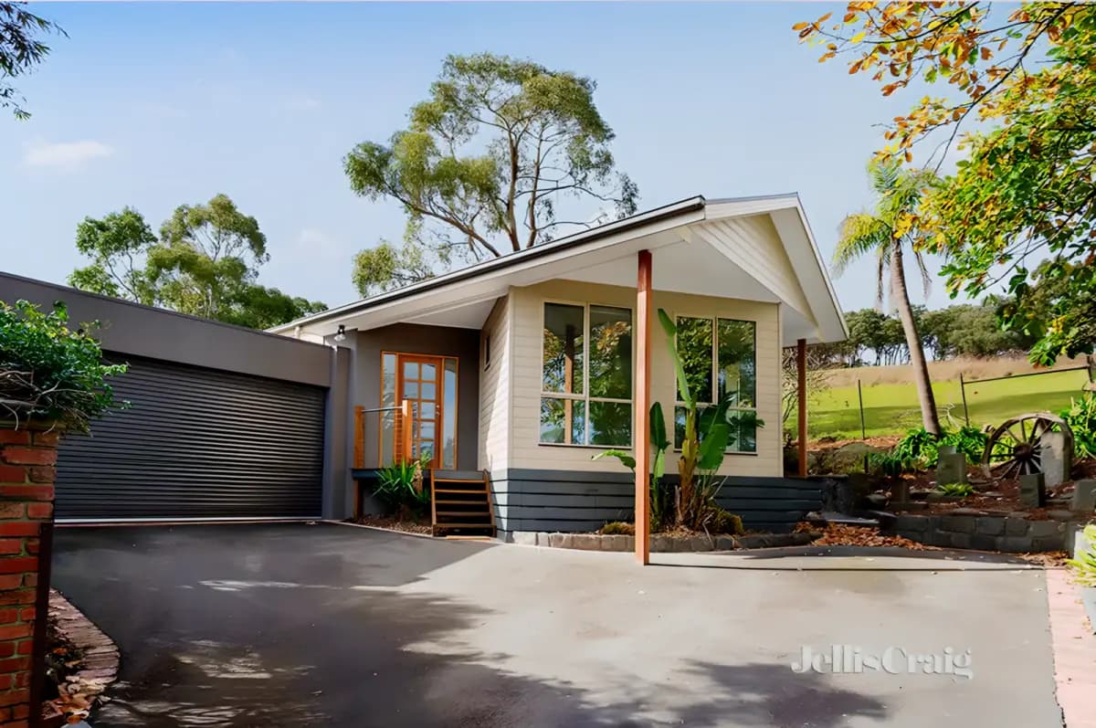 548B Heidelberg - Kinglake Road, Wattle Glen