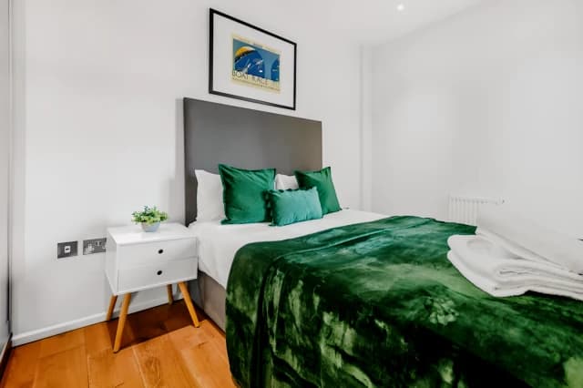 1 Bedroom Apartment