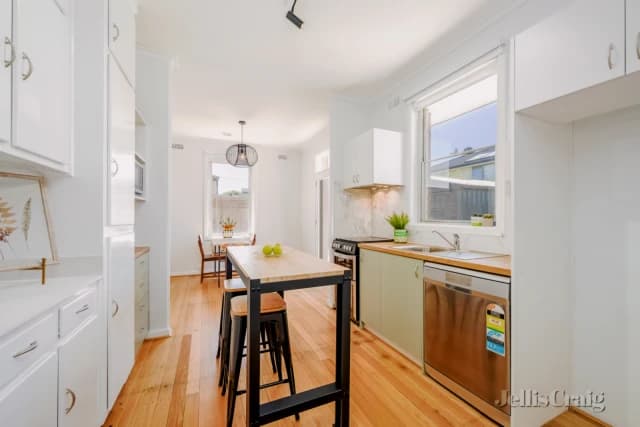 394 Waterdale Road, Heidelberg Heights