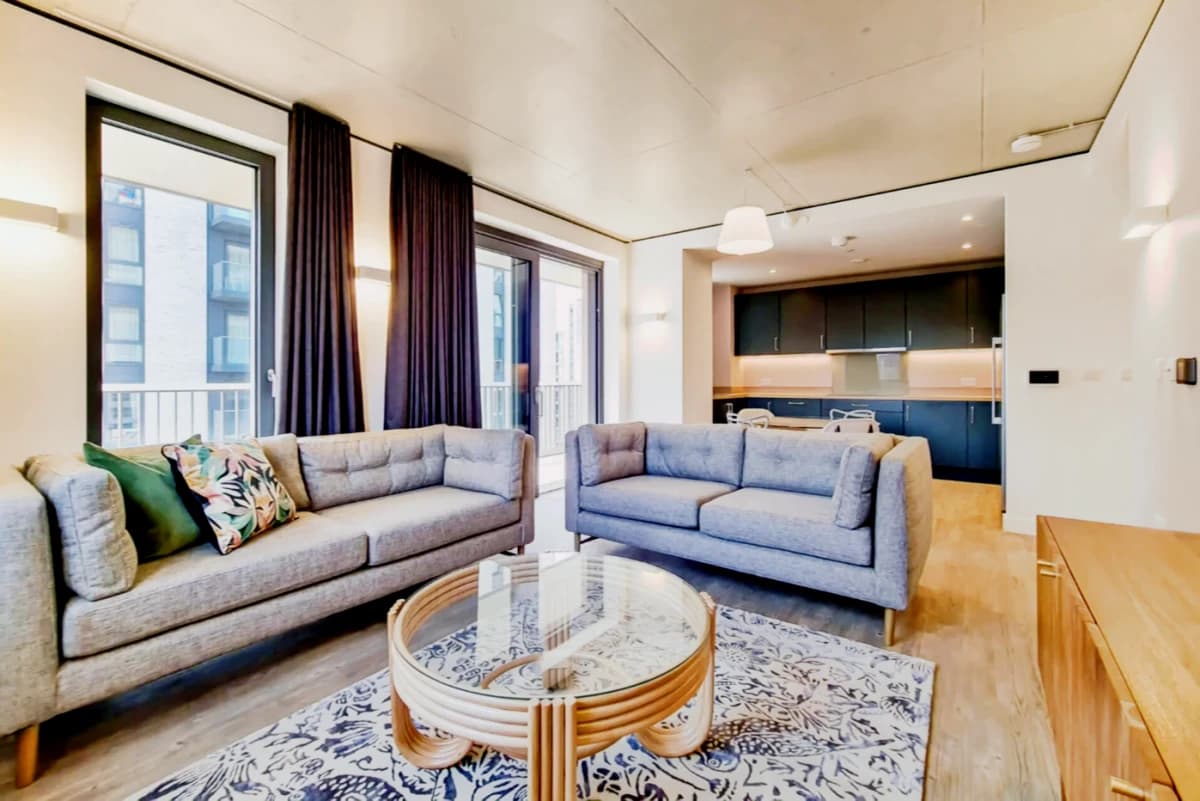 4 Bedroom Apartment