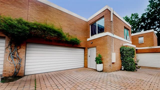 2/5 Burgess Street, Hawthorn