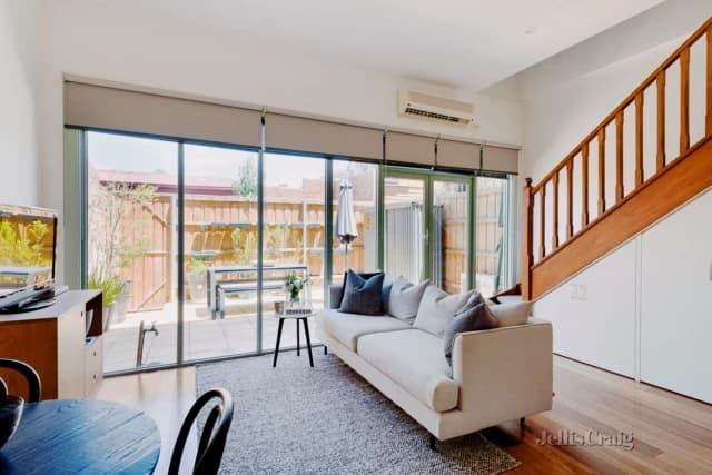 15 Delbridge Street, Fitzroy North