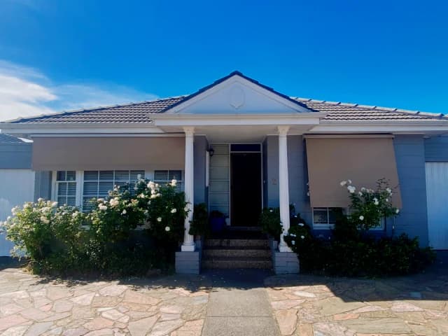 2/16 Dundonald Avenue, Malvern East