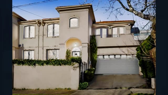 2B Brunel Street, Malvern East