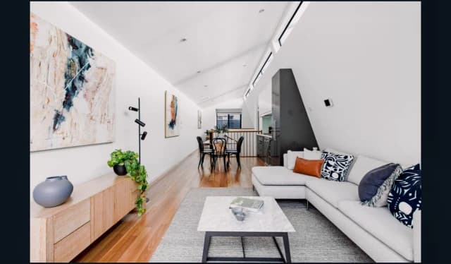 9 Retreat Place, Port Melbourne
