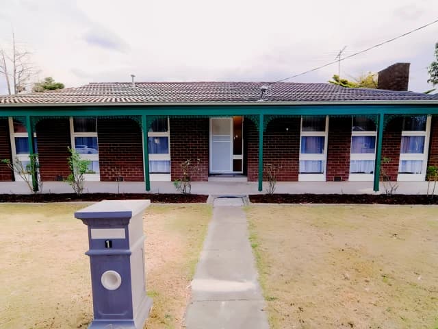 1 Kim Court, Altona
