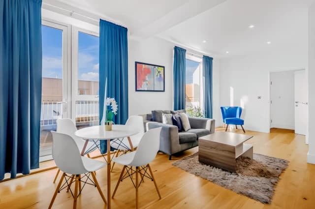 1 Bedroom Apartment
