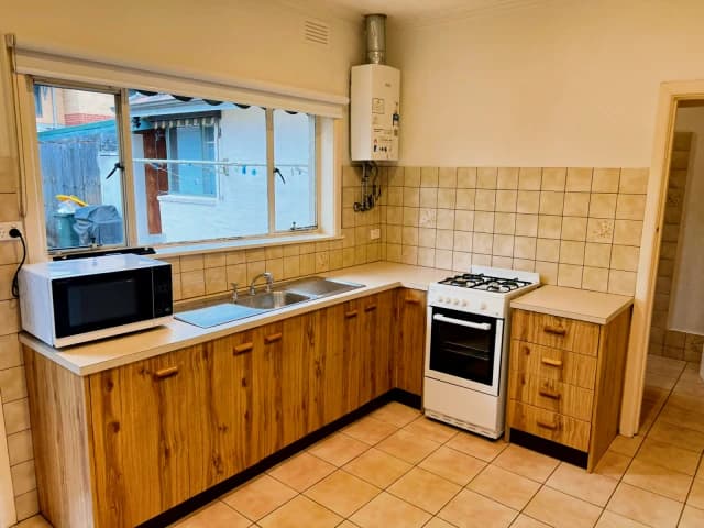 1/19 Cole Street, Williamstown