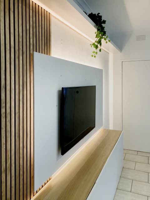 New Classical House image 4