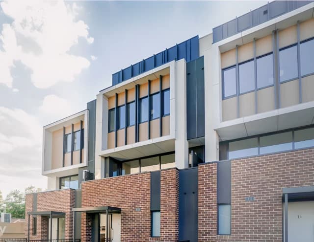 12/101 Carrington Road image 2