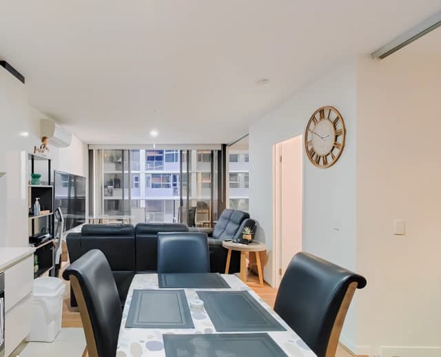 901/ 639 Lonsdale Street