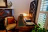 Victorian Heritage 1-bedroom Mansion apartment in St Kilda