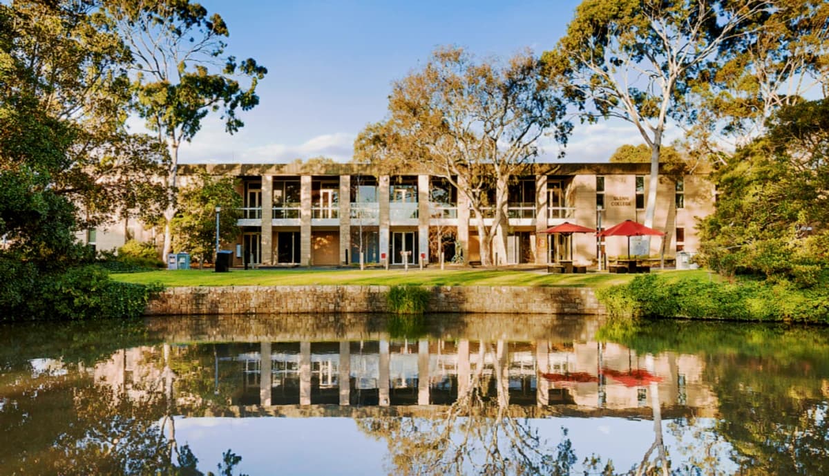 La Trobe University - Glenn College image