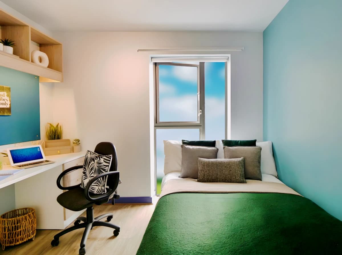 Bright House image 3