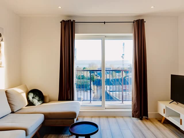 One Bedroom Apartment