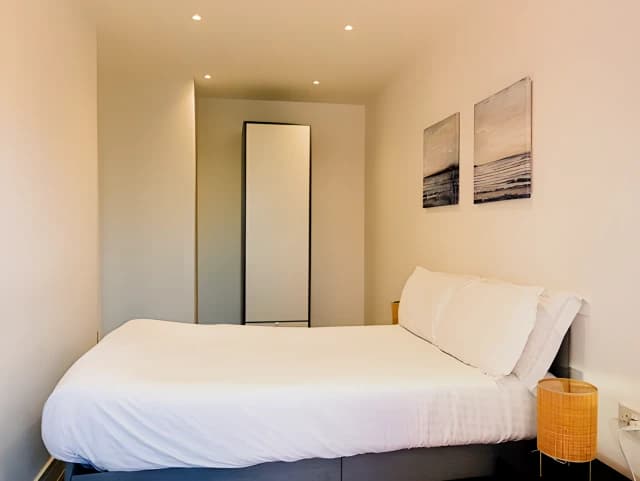 One Bedroom Apartment